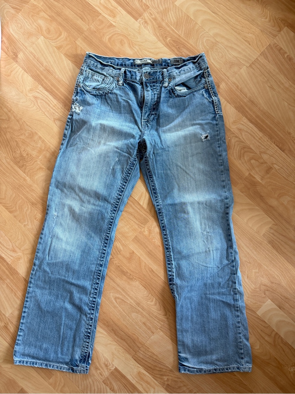 BKE Men's Faded Light Blue Straight Jeans